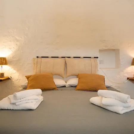 Trullo Elce 11 Tatil Evi