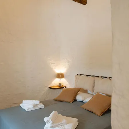 Trullo Elce 11 *