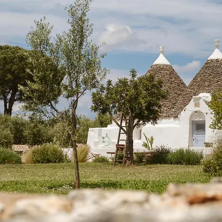 Trullo Elce 11 بيت للعطل *